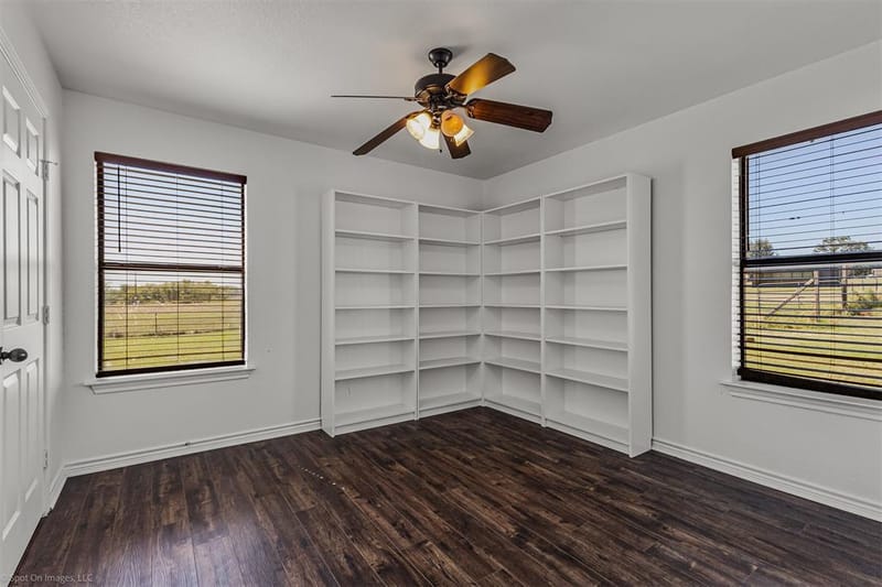 122 County Road 1380, Alvord TX 76225 - Photo 25