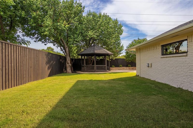 7512 Woodstone Lane, Dallas TX 75248 - Photo 36