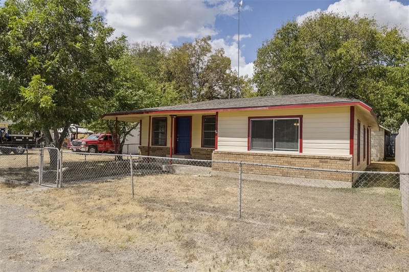 8170 S Highway 77, Forreston TX 76041 - Photo 27