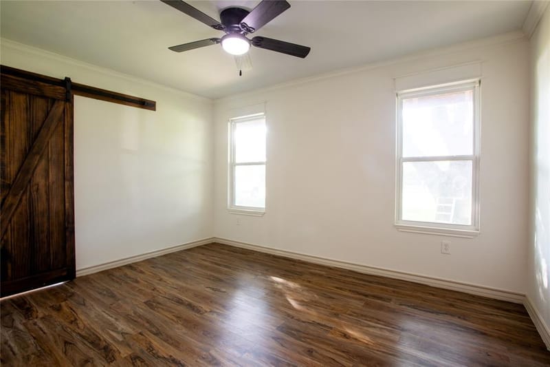 1132 W 8th Street, McGregor TX 76657 - Photo 12