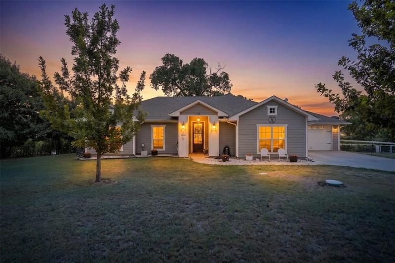 161 Laurie Lane, Waxahachie TX 75165