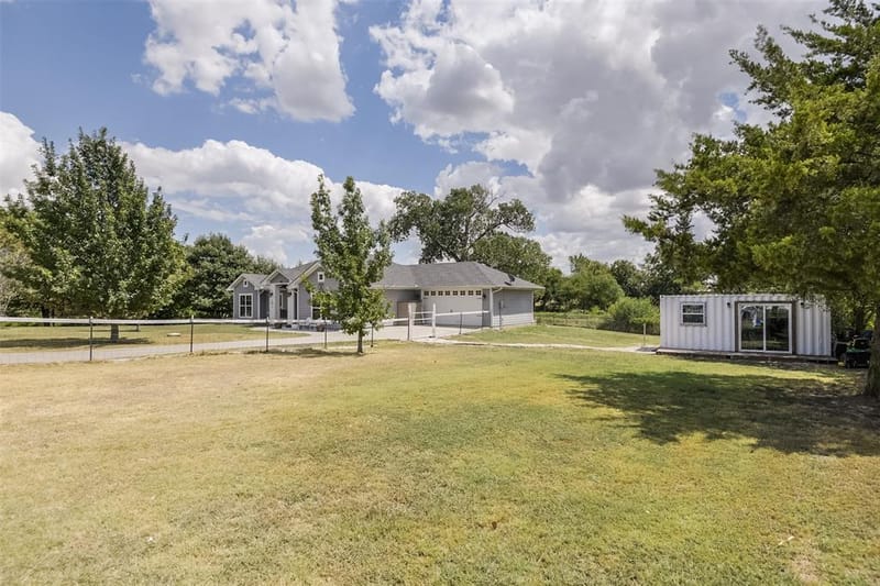 161 Laurie Lane, Waxahachie TX 75165 - Photo 24