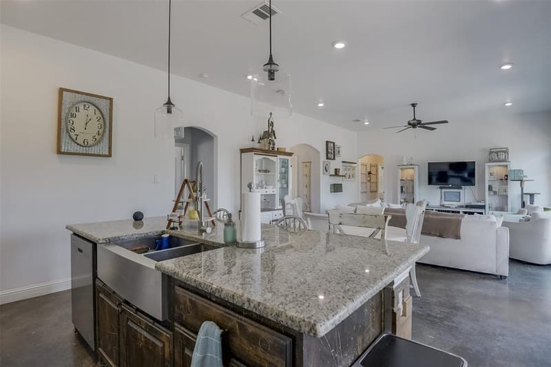 161 Laurie Lane, Waxahachie TX 75165 - Photo 15