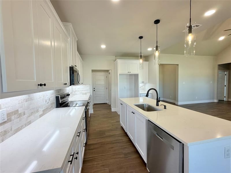 1013 Sabrina Court, Weatherford TX 76085 - Photo 13