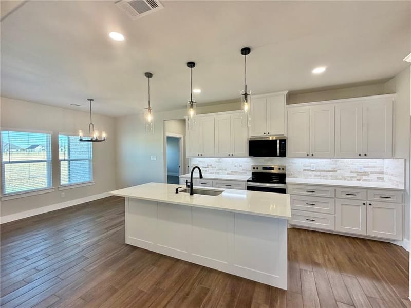 1013 Sabrina Court, Weatherford TX 76085 - Photo 10