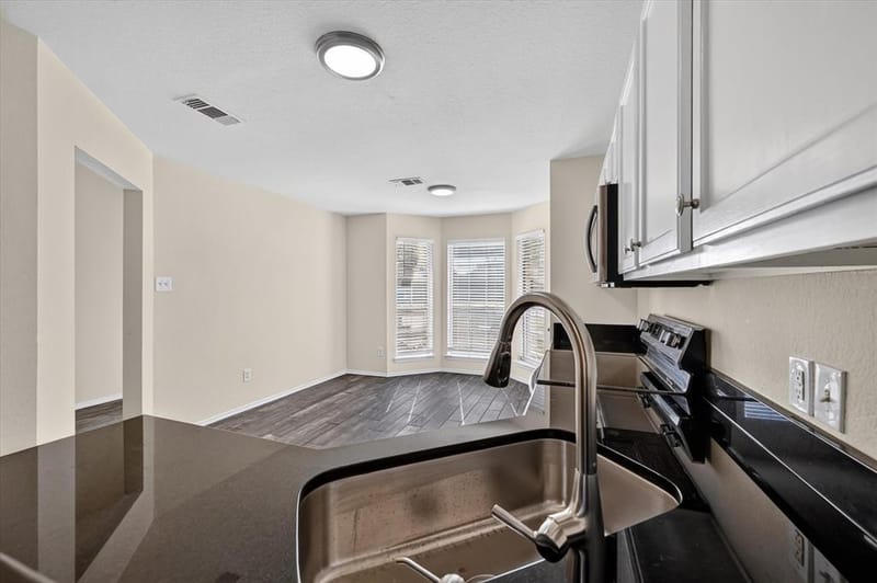 1137 Darren Drive, Burleson TX 76028 - Photo 12