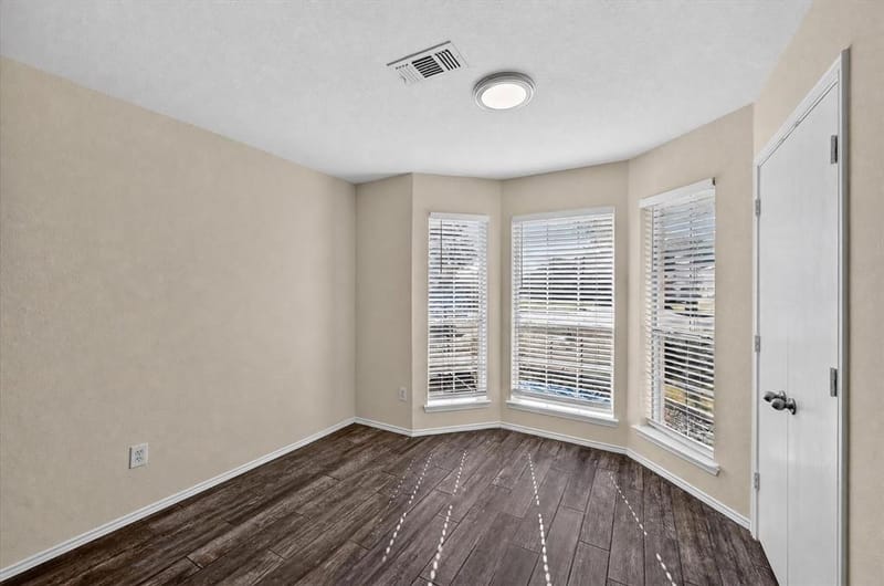 1137 Darren Drive, Burleson TX 76028 - Photo 10