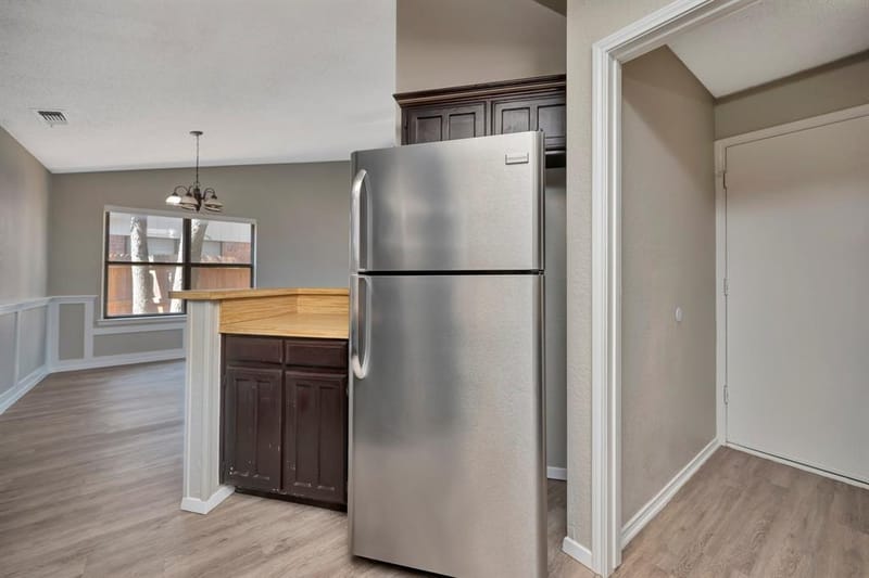 4210 Meadow Park Drive, Arlington TX 76017 - Photo 13