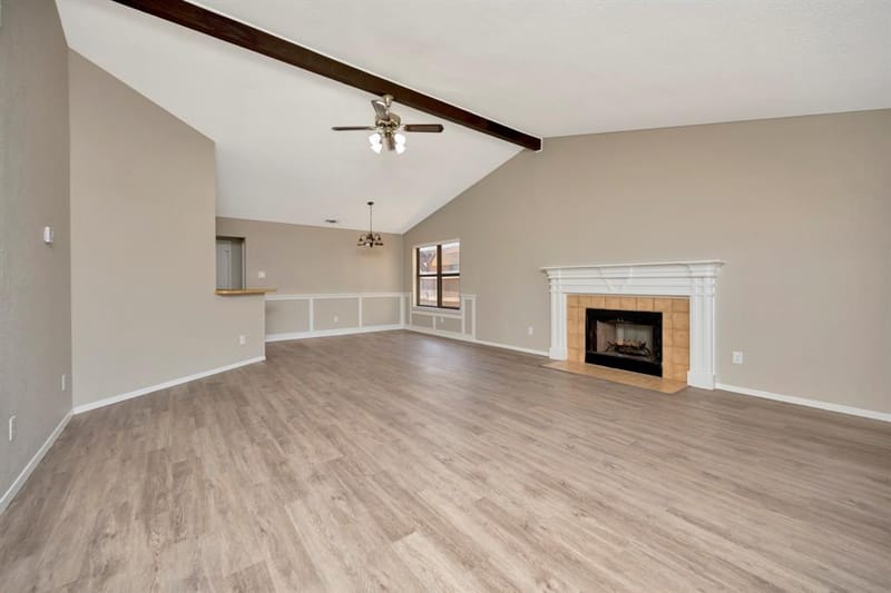 4210 Meadow Park Drive, Arlington TX 76017 - Photo 7