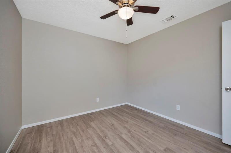 4210 Meadow Park Drive, Arlington TX 76017 - Photo 28