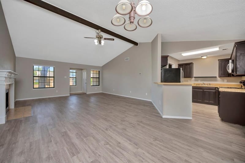 4210 Meadow Park Drive, Arlington TX 76017 - Photo 20