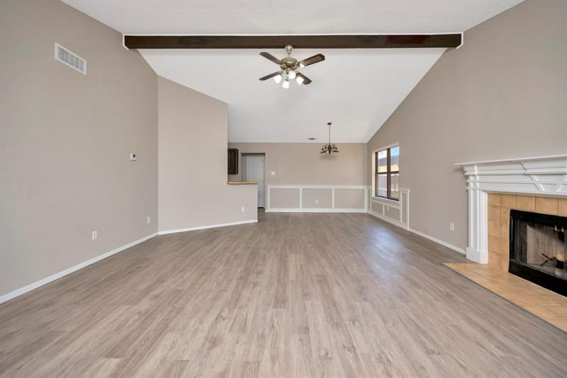 4210 Meadow Park Drive, Arlington TX 76017 - Photo 8