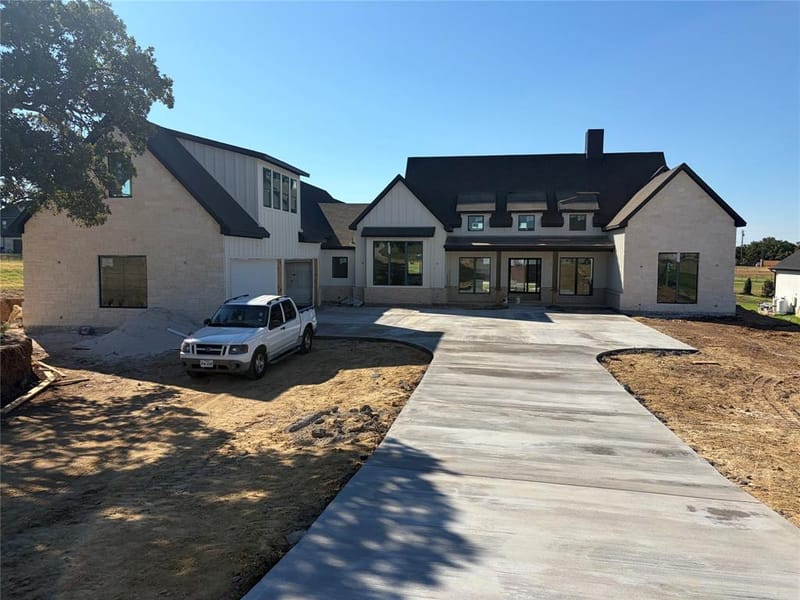 308 Mint Ridge Drive, Burleson TX 76028