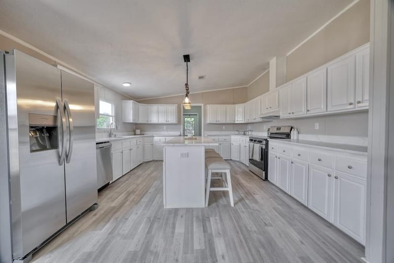 142 Vz County Road 4830, Ben Wheeler TX 75754 - Photo 12