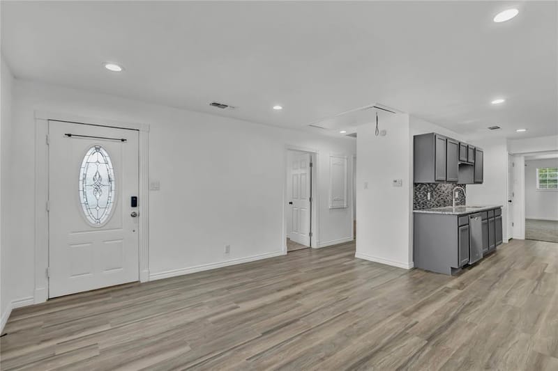 5504 James Avenue, Fort Worth TX 76115 - Photo 5
