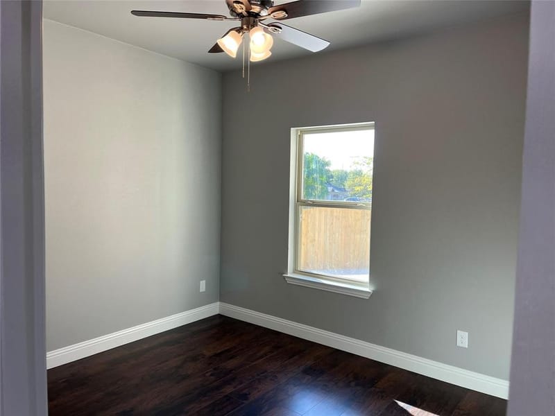 4340 M Avenue, Fort Worth TX 76105 - Photo 6