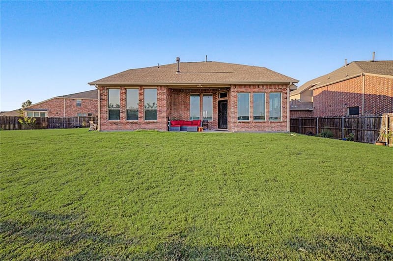 10011 Sovereign Drive, Frisco TX 75035 - Photo 38