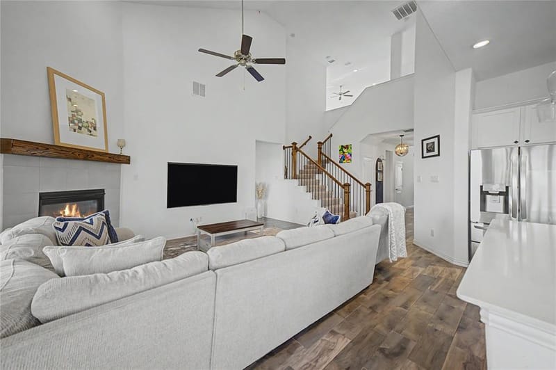 10011 Sovereign Drive, Frisco TX 75035 - Photo 14
