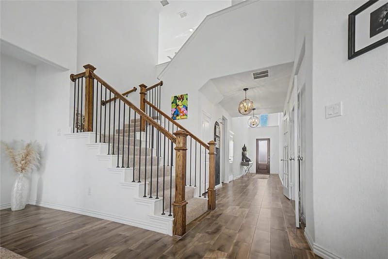 10011 Sovereign Drive, Frisco TX 75035 - Photo 18