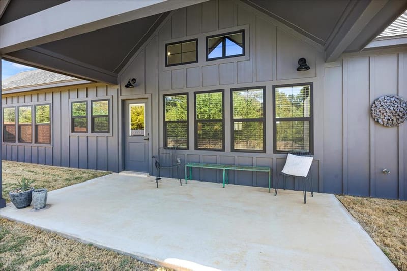 2040 Salina Circle, Granbury TX 76048 - Photo 32