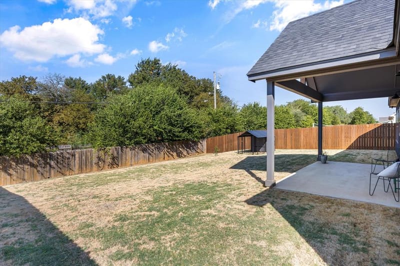 2040 Salina Circle, Granbury TX 76048 - Photo 33
