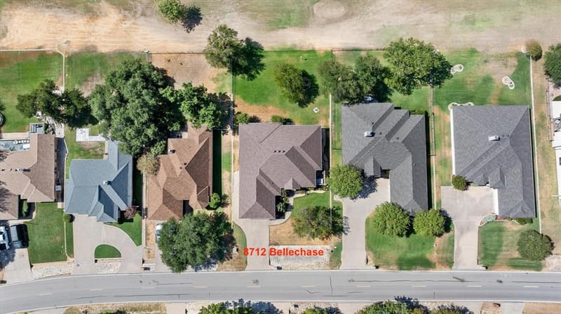 8712 Bellechase Road, Granbury TX 76049 - Photo 2