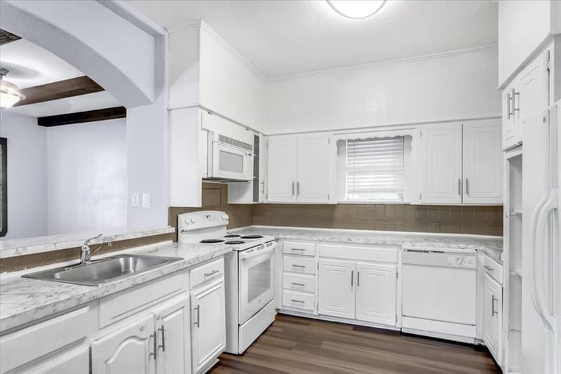 1010 E Cherry Street, Sherman TX 75090 - Photo 11