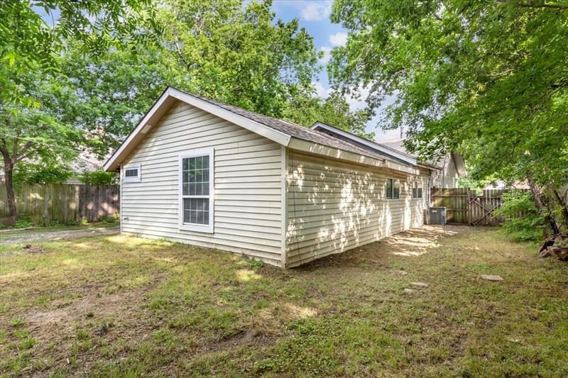 1010 E Cherry Street, Sherman TX 75090 - Photo 25