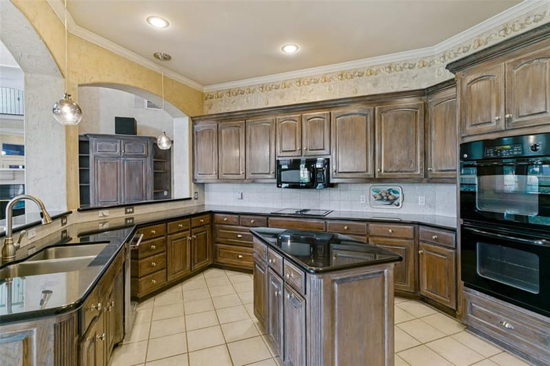 865 Thomas Crossing Drive, Fort Worth TX 76028 - Photo 14