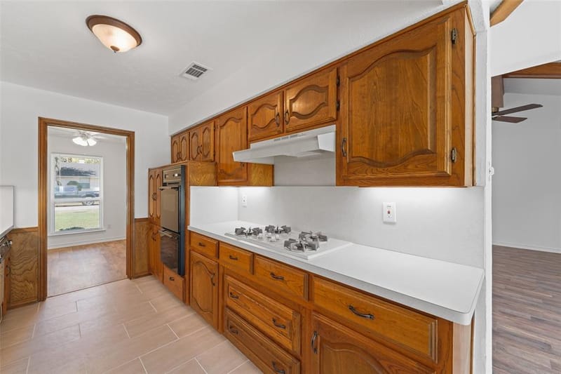 336 Woodbrook Drive, DeSoto TX 75115 - Photo 12