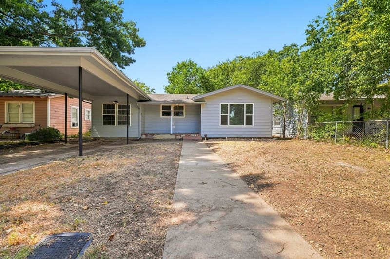 904 Bales Street, Cleburne TX 76033