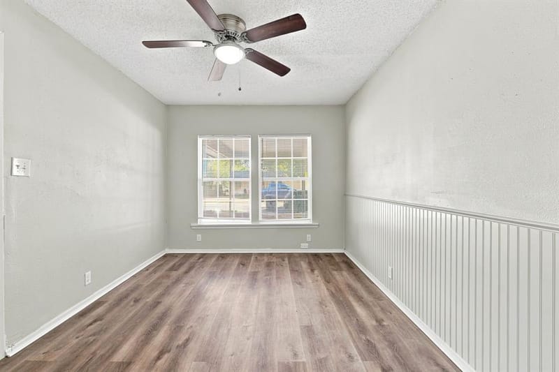 904 Bales Street, Cleburne TX 76033 - Photo 18