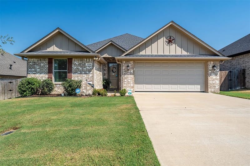12764 Meadowbrook, Tyler TX 75709