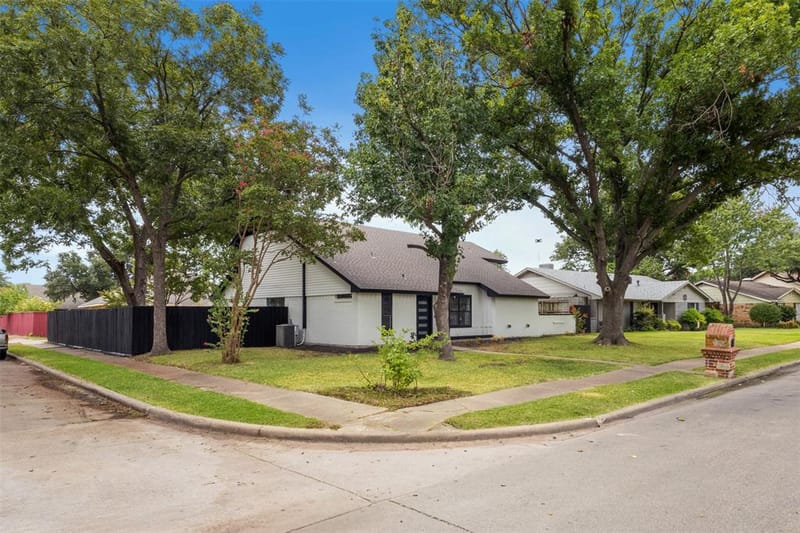 602 Sevilla Drive, Garland TX 75043