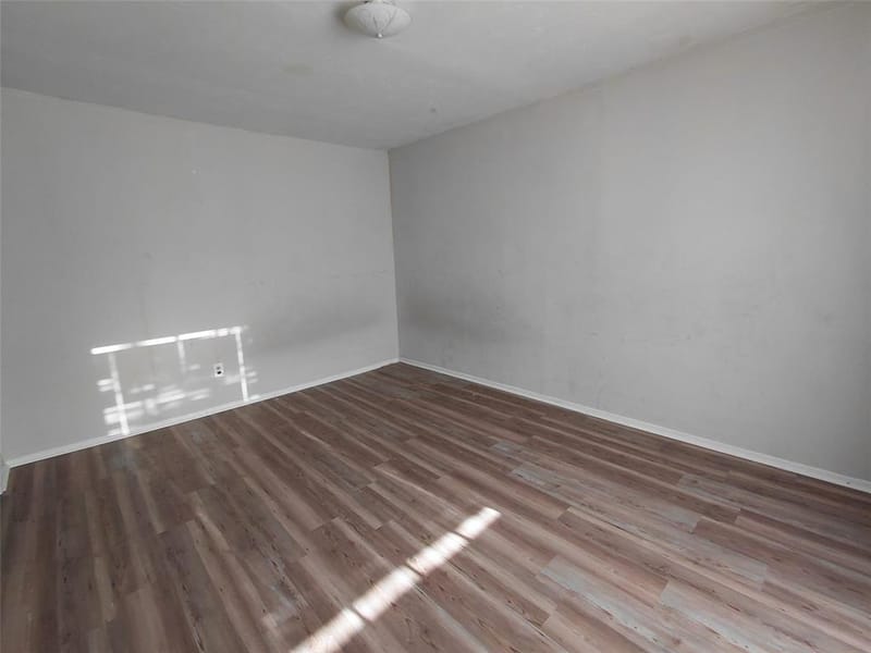 2909 Wood Thrush Street, Grand Prairie TX 75052 - Photo 6