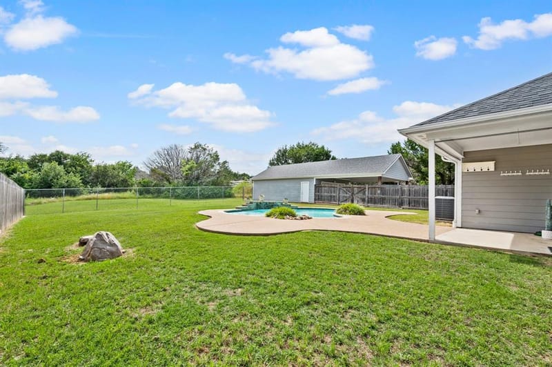 4000 Goliad Drive, Granbury TX 76048 - Photo 26