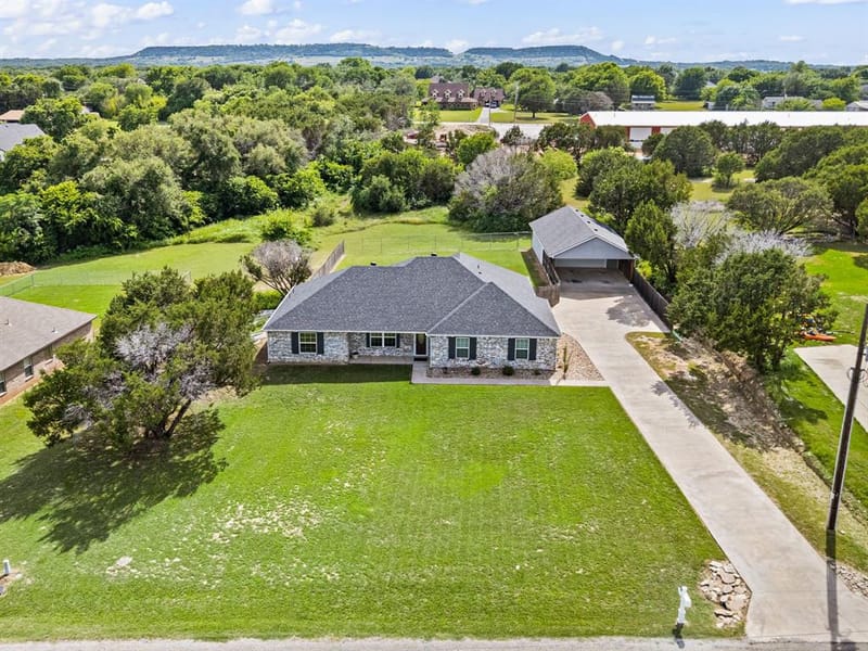 4000 Goliad Drive, Granbury TX 76048 - Photo 32