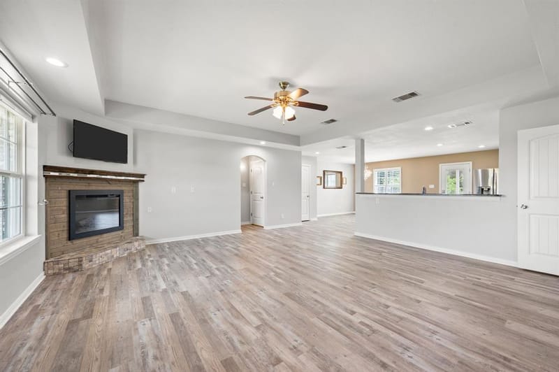 4000 Goliad Drive, Granbury TX 76048 - Photo 5