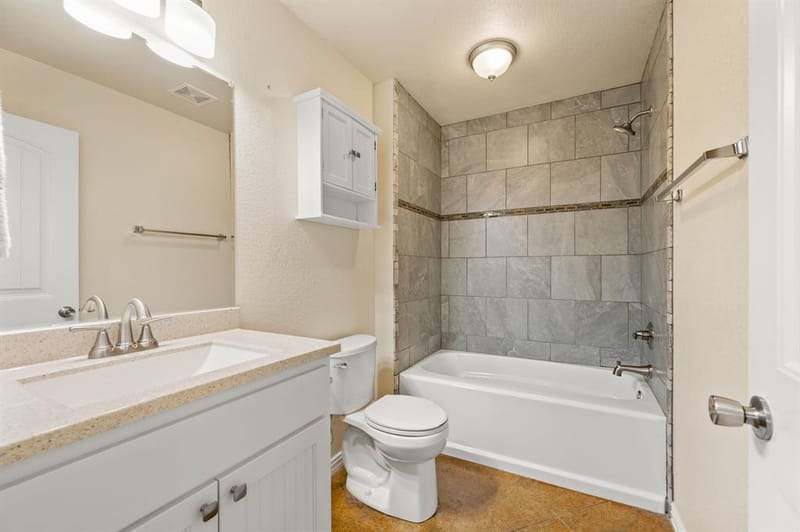 4000 Goliad Drive, Granbury TX 76048 - Photo 19