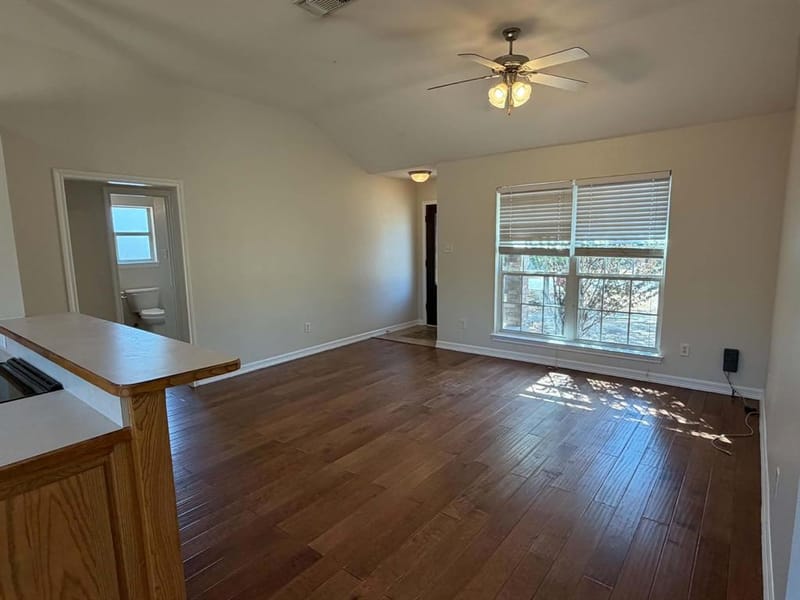 1231 W Hyman Street, Stephenville TX 76401 - Photo 3