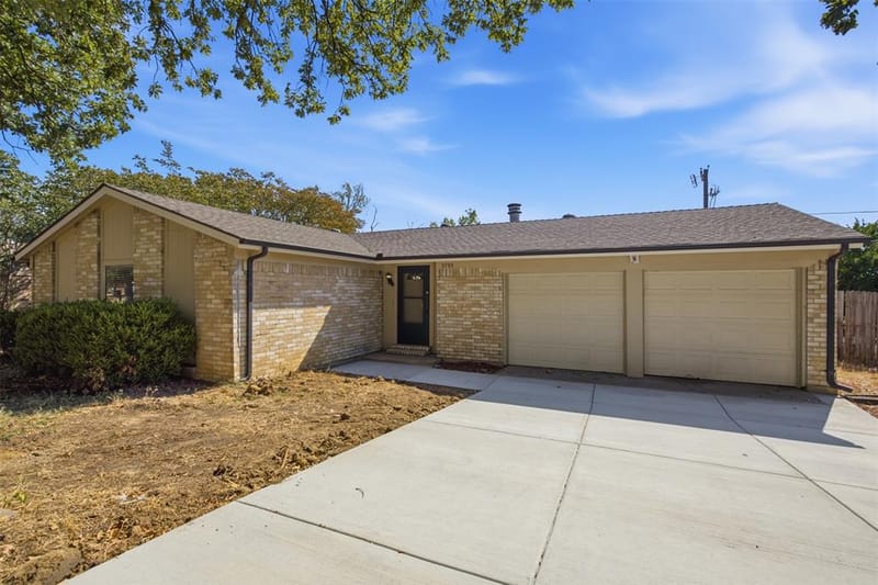 3703 French Wood Drive, Arlington TX 76016