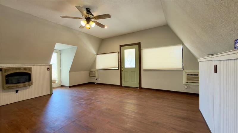 157 Business Boulevard, Granbury TX 76049 - Photo 7