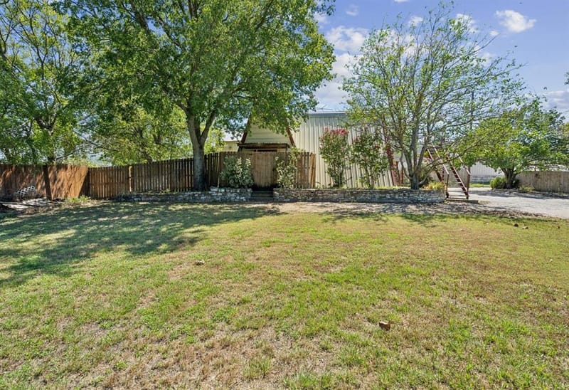 157 Business Boulevard, Granbury TX 76049 - Photo 32