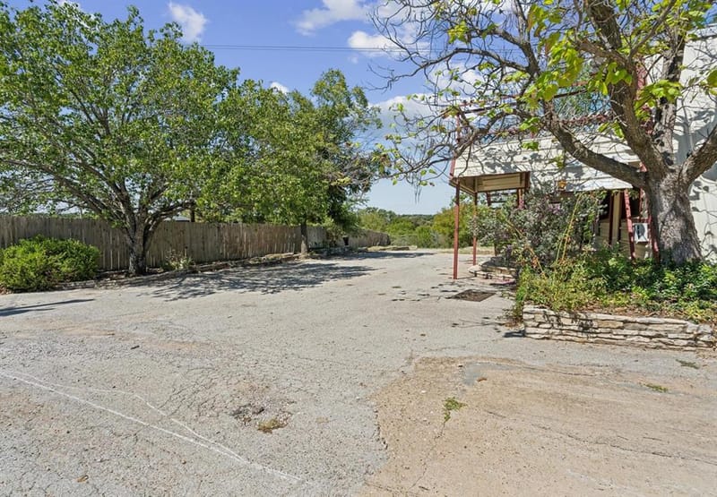 157 Business Boulevard, Granbury TX 76049 - Photo 34