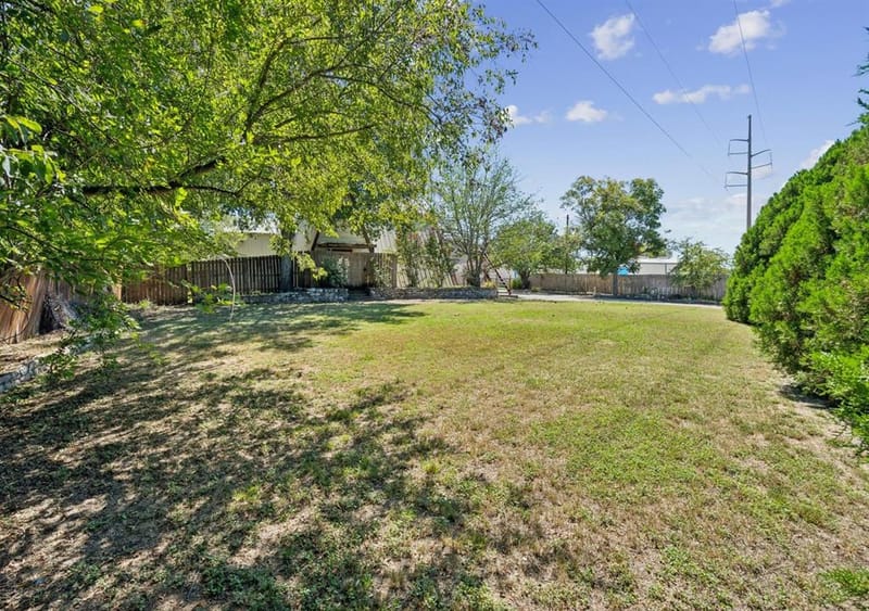 157 Business Boulevard, Granbury TX 76049 - Photo 33