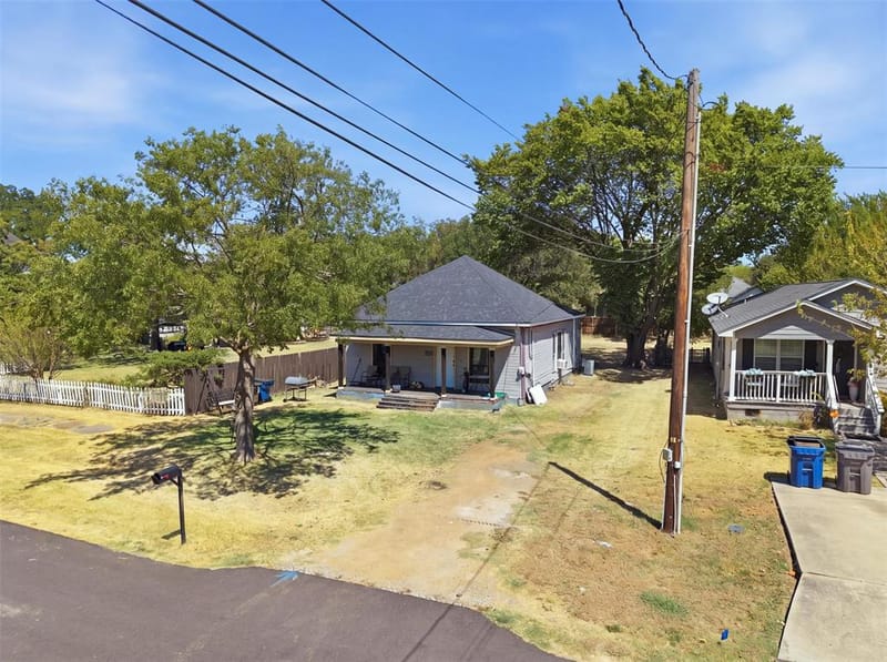 210 E Main Street, Celina TX 75009 - Photo 2