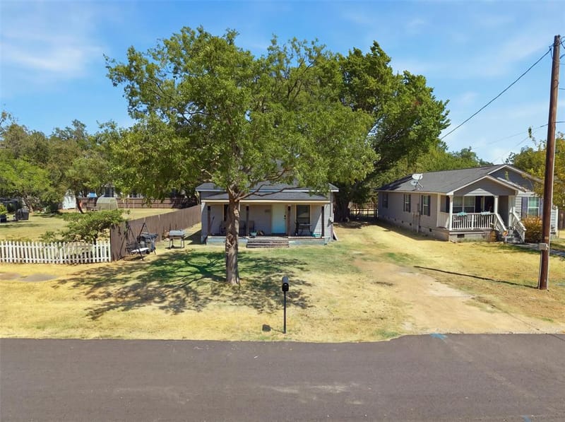 210 E Main Street, Celina TX 75009
