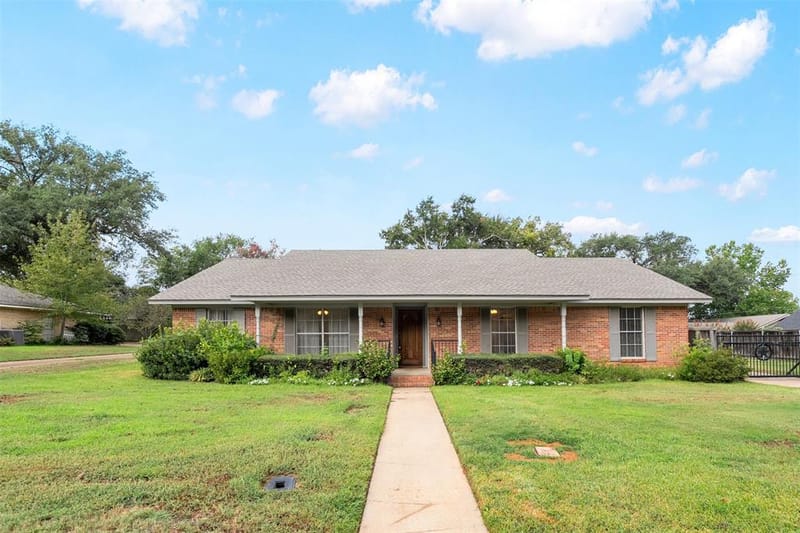 925 Bradley Drive, Athens TX 75751 - Photo 36