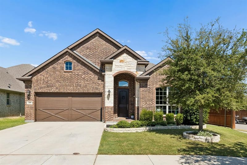 200 Gill Point Lane, Aledo TX 76008