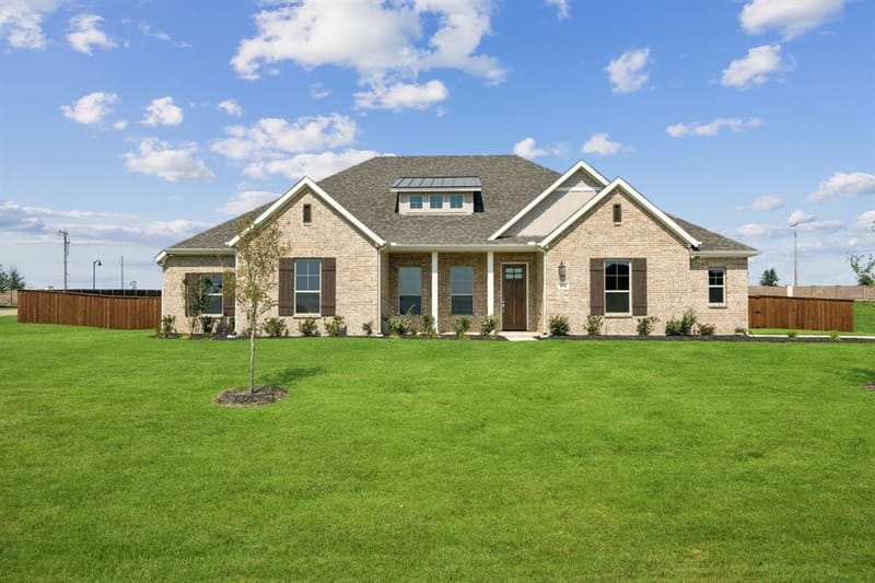 101 Waterfall Way, Waxahachie TX 75165